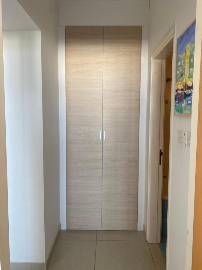 프로타라스 Konnos Flat 아파트 외부 사진